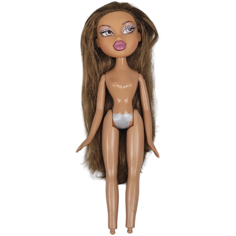 Bratz Yasmin Flaunt It! Doll - 2001